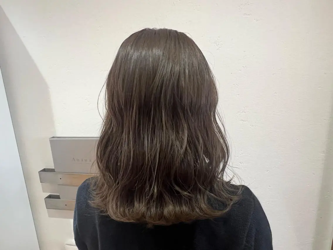 セミロング カラー 蓮見友里 PiSTA/portのヘアスタイル