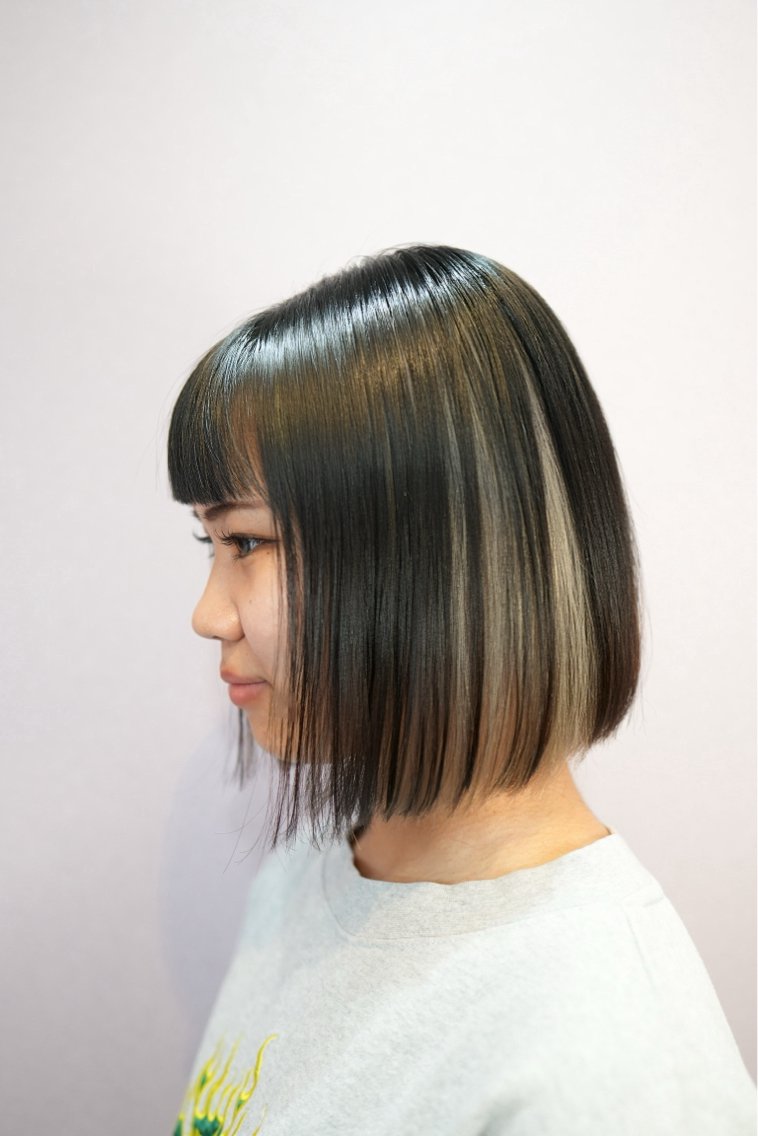 カラー Day FRAME 濱本 音桜のヘアスタイル