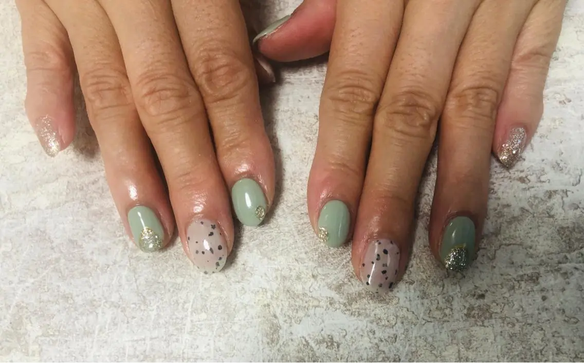 ネイル ハンドネイル mogunail &blowのネイルデザイン