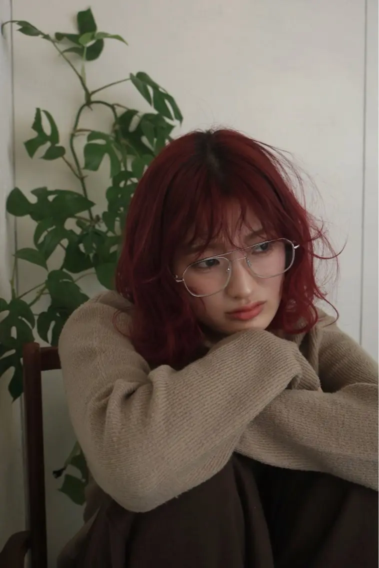 ミディアム カラー レッドカラー ボブ レイヤーカット ウルフカット ウルフボブ カット ヘアカラー トリートメント ooit 【オーイット】のヘアスタイル
