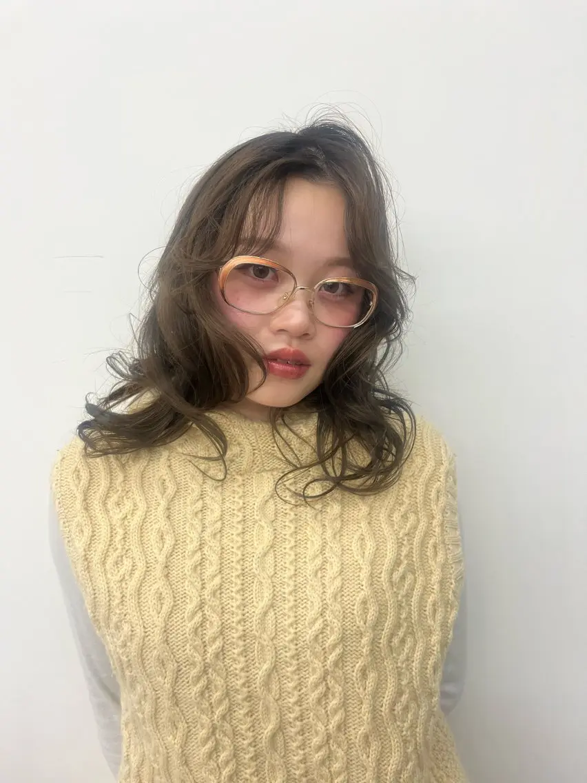 セミロング ヘアカラー Daisy／大名 ・天神／はやしれいのヘアスタイル