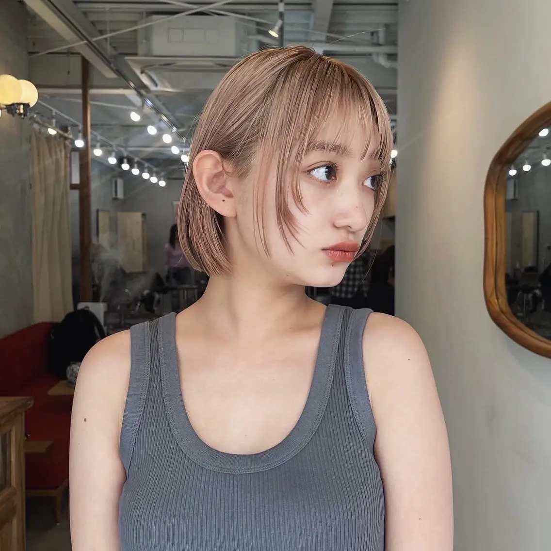 ショート ボブレイヤー ボブ 顔まわりレイヤー レイヤーカット くぎお けんじのヘアスタイル