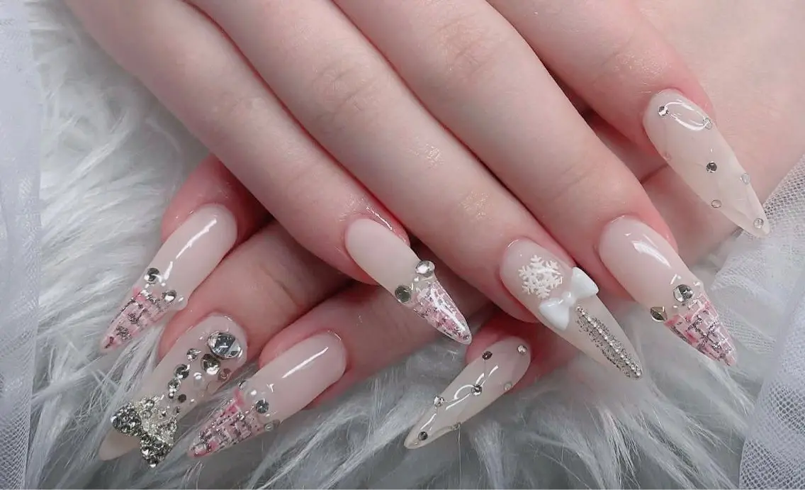 ネイル フレンチネイル ジェルネイル ハロウィン 韓国ネイル マグネットネイル ハンドネイル Hbaby nailのネイルデザイン