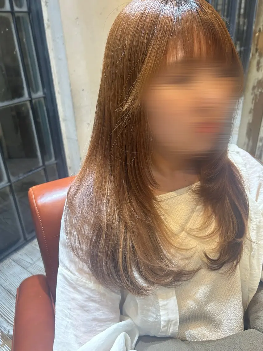 ロング レイヤーカット 藤村 桃歌のヘアスタイル