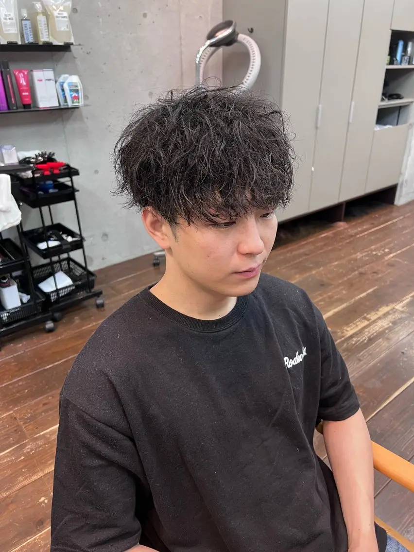 ミディアム メンズ ミディアムパーマ メンズパーマ カット メンズ特化美容師 /たけしのヘアスタイル