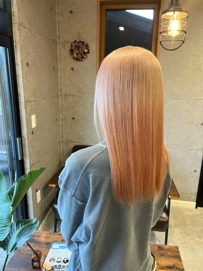 ロング カラー ブリーチ 透明感カラー ピンクカラー FROM / Rinka🥀･:*のヘアスタイル