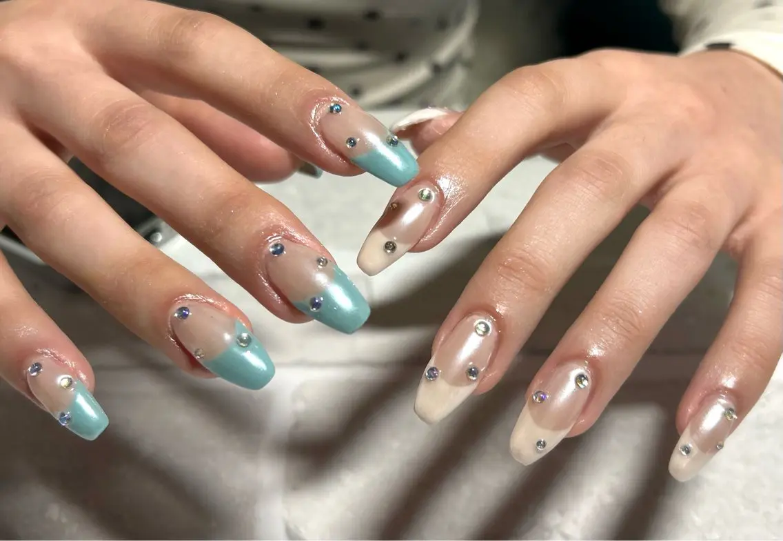 ミディアム 2DY NAIL SALONのネイルデザイン
