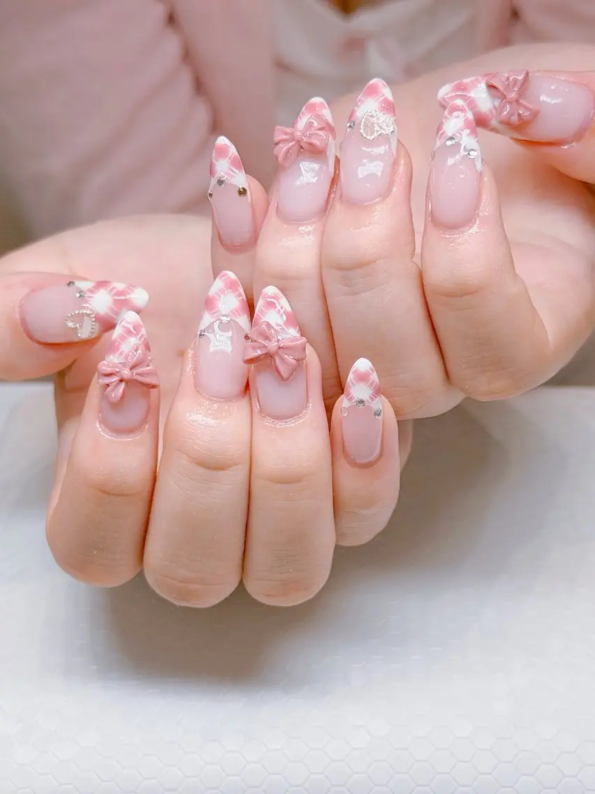 カラー RUBY NAIL& BEAUTY SPAのネイルデザイン