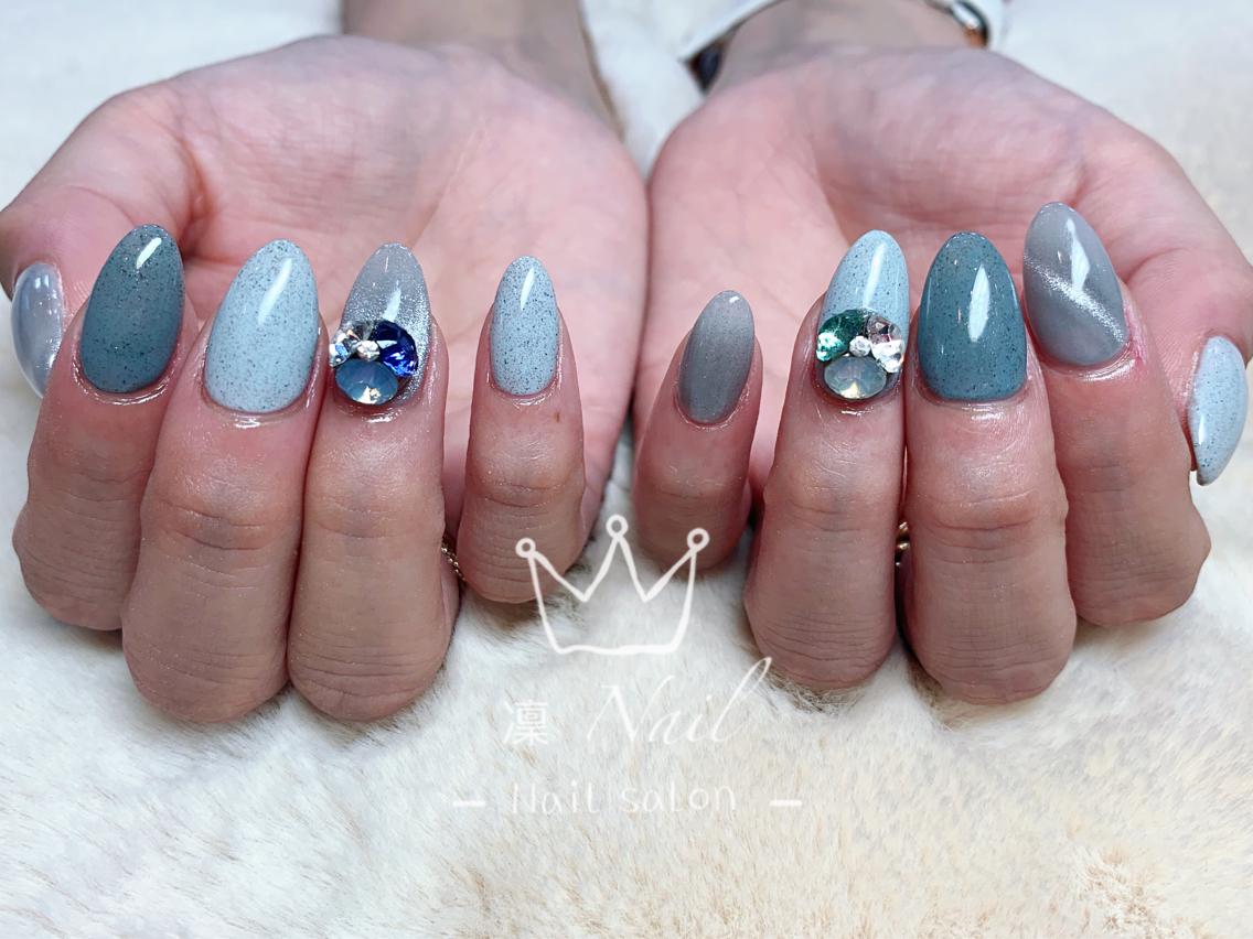 セミロング カラー ネイル Le’a NailSalonのネイルデザイン