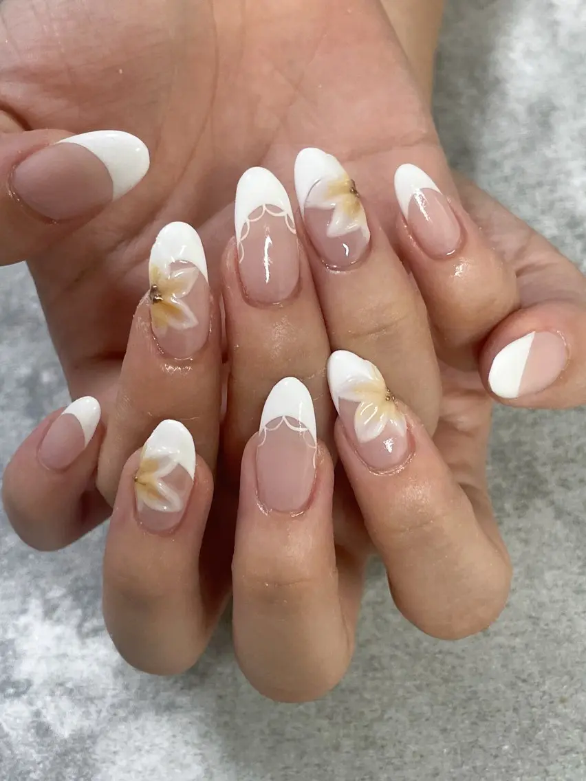 ネイル ハンドネイル FIORITURA aiのネイルデザイン