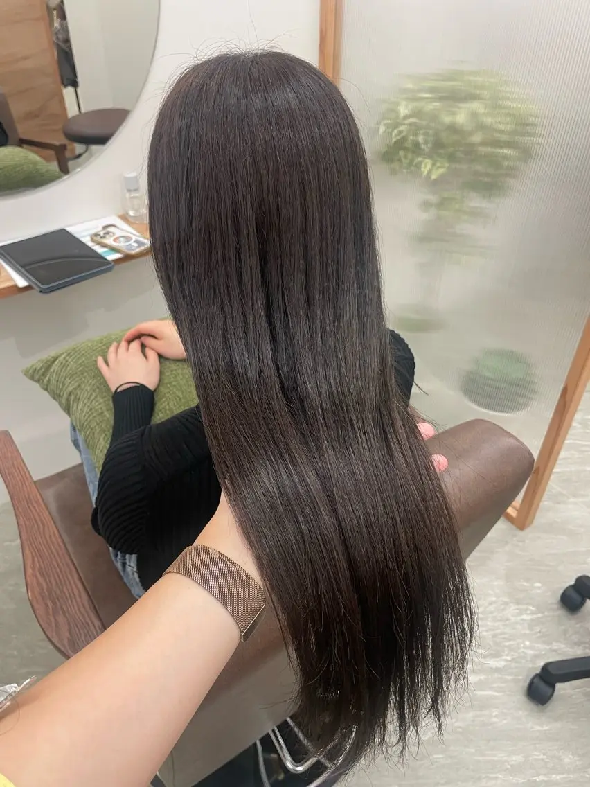 ロング カラー 透明感カラー グレージュ ラベンダーカラー ラベンダーグレージュ ラベンダーグレー ヘアカラー Sakamoto nanaのヘアスタイル
