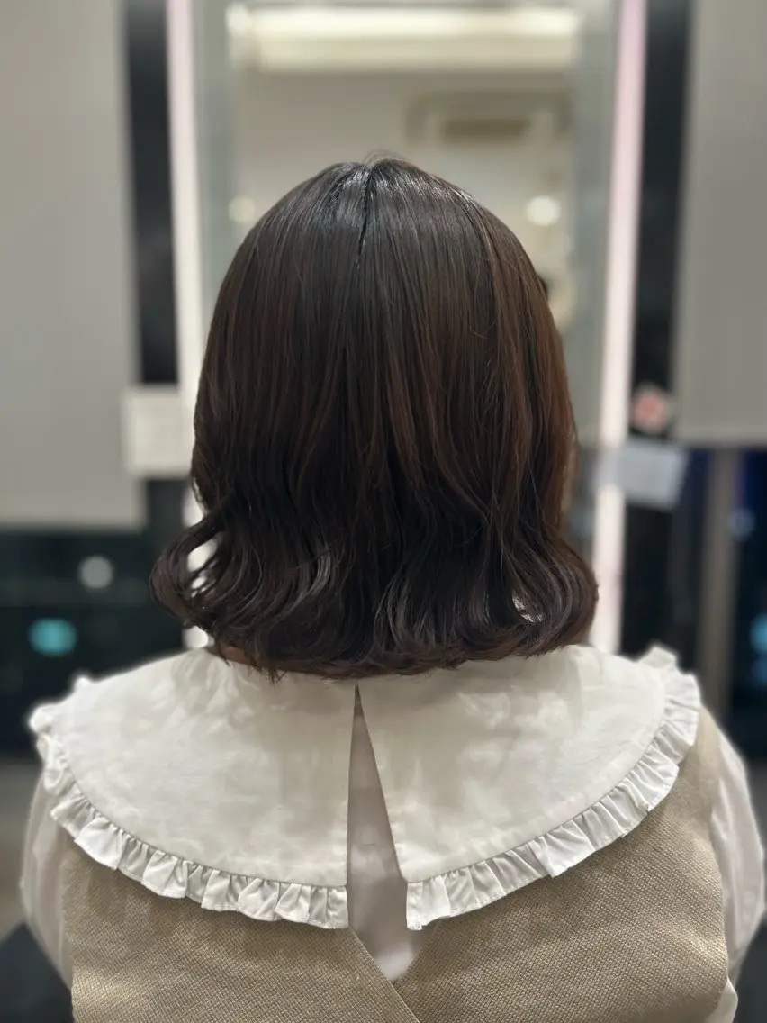 ミディアム パーマ ミディアムパーマ ボブ カット パーマ 韓国っぽ水光肌カラー マンツーマン🫧なおのヘアスタイル