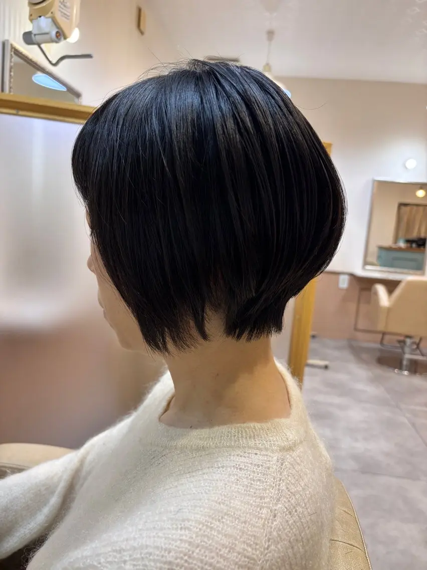ショート 山田 愛のヘアスタイル