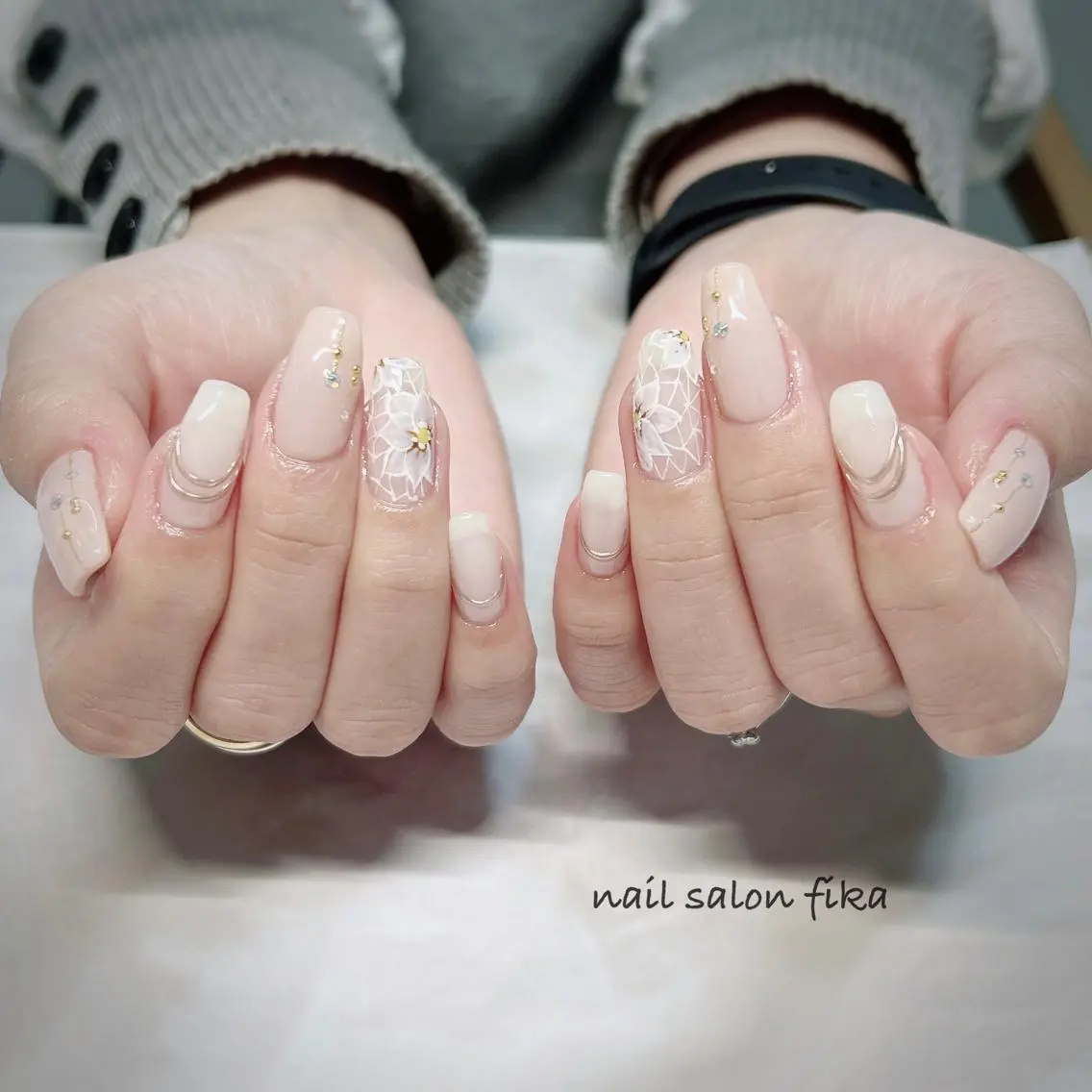 ネイル フラワーネイル レース nail salon fikaのネイルデザイン