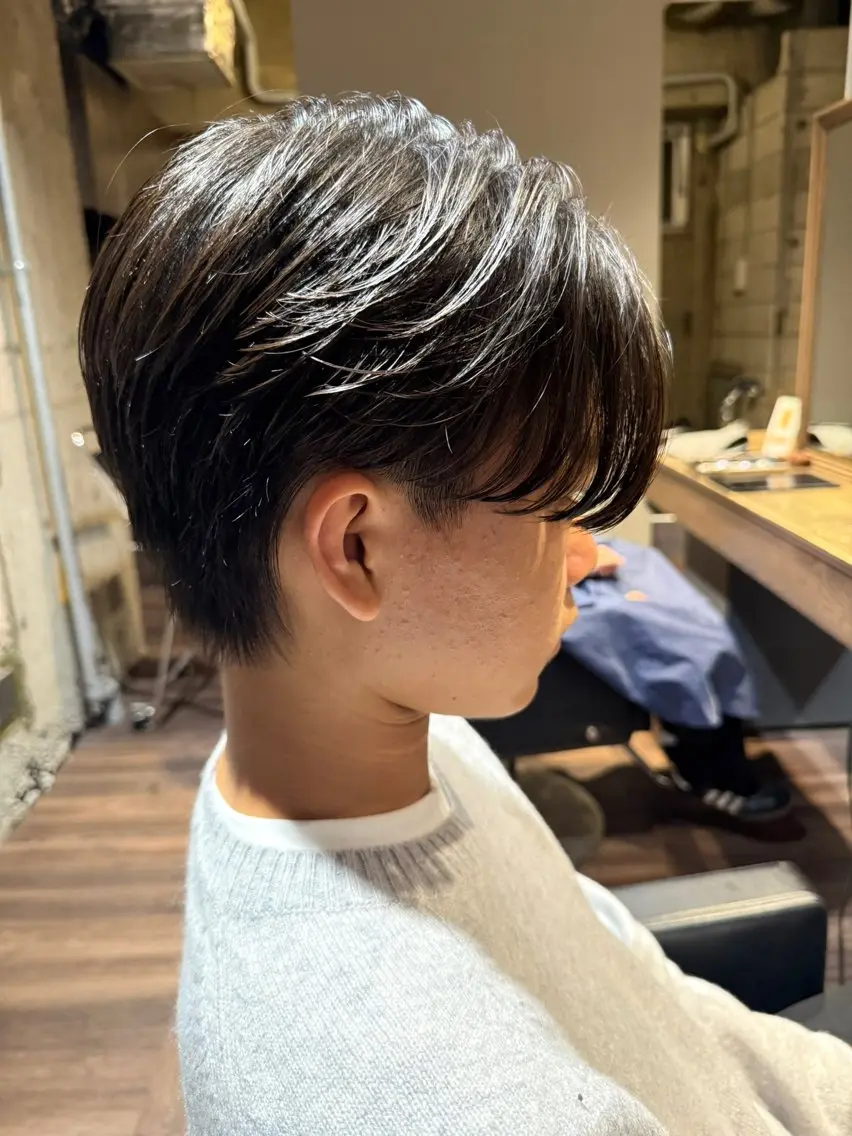 ショート パーマ メンズ センターパート メンズパーマ ニュアンスパーマ カット パーマ メンズ/佐藤 恒輝のヘアスタイル