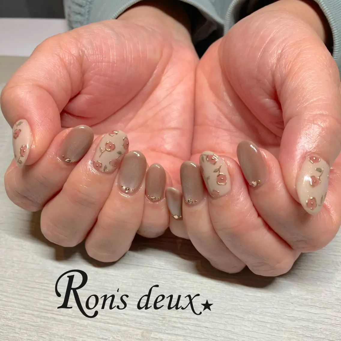 ネイル Ron's deux ふじまきのネイルデザイン