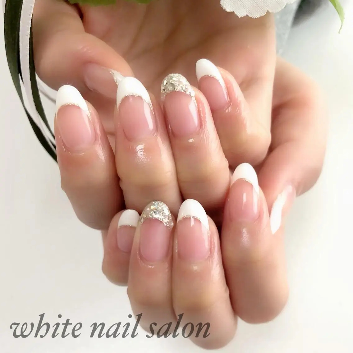 ネイル アートネイル フレンチネイル ジェルネイル ハードジェル 持ち込み ハンドネイル white nail salonのネイルデザイン