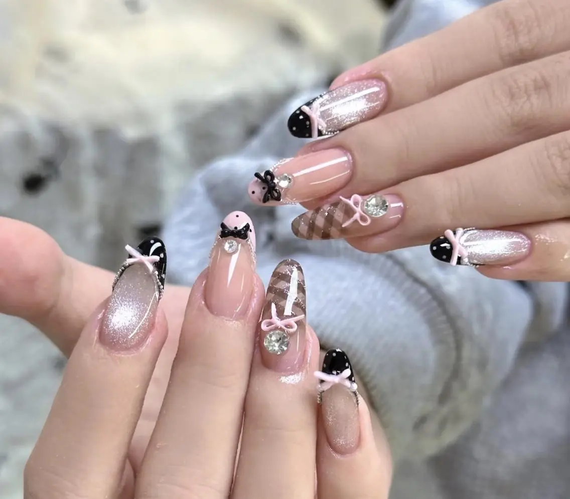 ネイル ハンドネイル ハンドケア 🍑 momo_nailのネイルデザイン