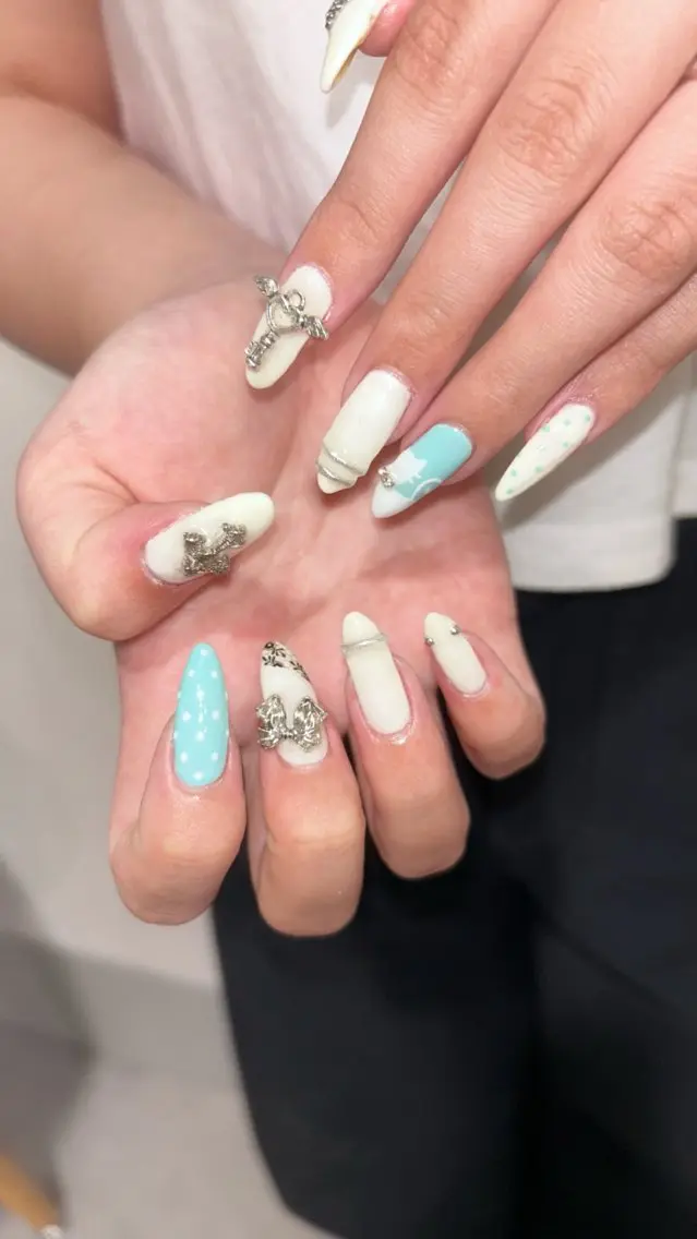 【ご新規様限定価格】長さだし(1~10本)+オフ有+アートやり放題🦋の写真