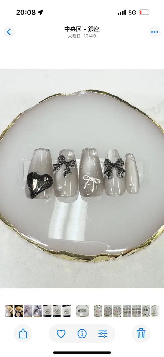 ネイル アートネイル フレンチネイル ジェルネイル ガラスフレンチ グラデーション Queeens nailのネイルデザイン