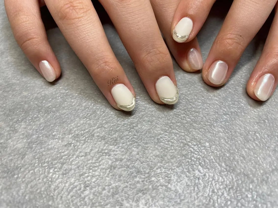 ネイル ハンドネイル フットネイル kiii.__ ✴︎*のネイルデザイン