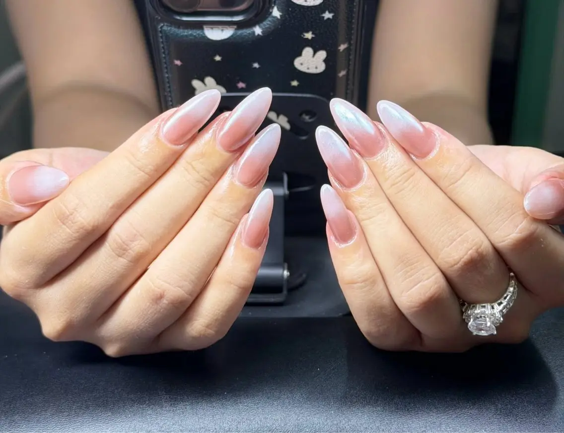 ネイル キラキラネイル マグネットネイル ぷっくりネイル 春ネイル ワンホンネイル ハンドネイル Candy Nailのネイルデザイン