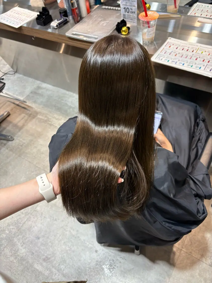 ロング カラー ヘアカラー トリートメント 透明感ｶﾗｰ✧︎*。 細田 碧のヘアスタイル