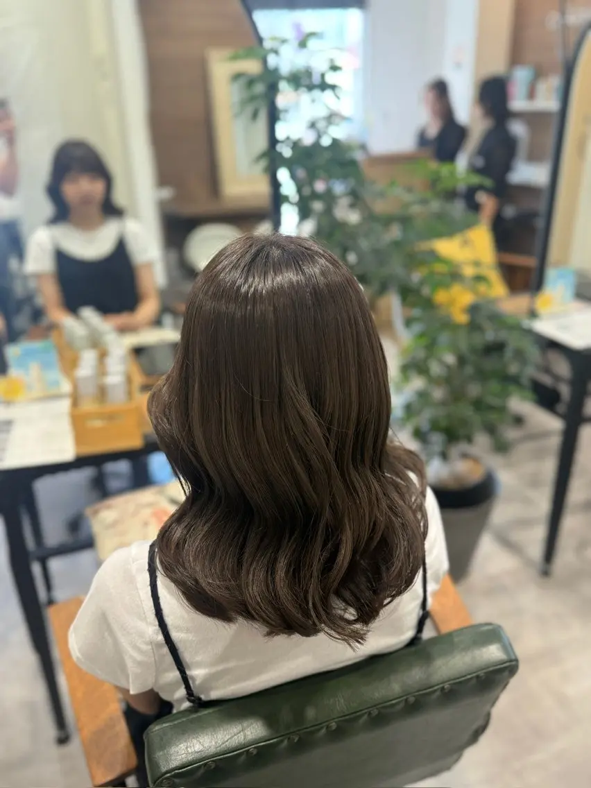 カラー オリーブ🫒レイヤー /平尾/りの‎🤍のヘアスタイル