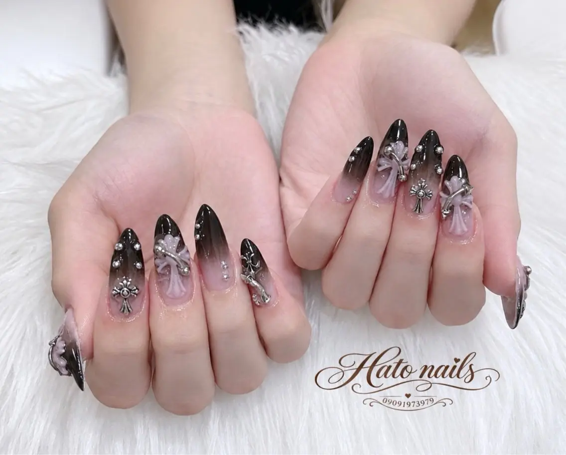 ロング ハンドネイル Hato Nailsのネイルデザイン