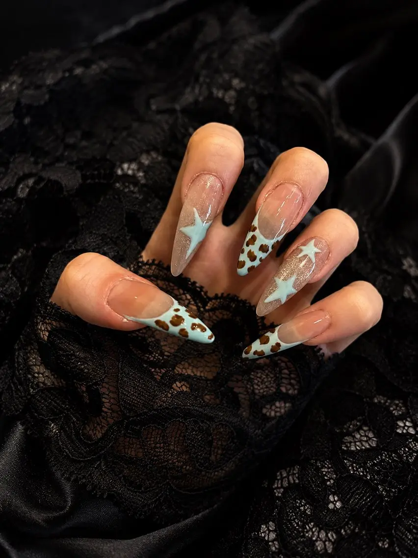 ネイル フレンチネイル ジェルネイル 韓国ネイル マグネットネイル 持ち込み Royal Nailのネイルデザイン