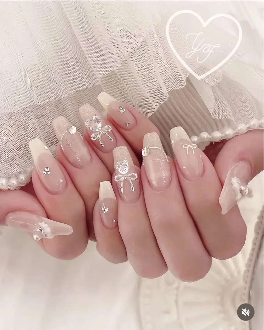 ネイル ガーリー ハート 韓国ネイル ニュアンスネイル リボン ハンドネイル Sora nail 長さ出し専門店のネイルデザイン