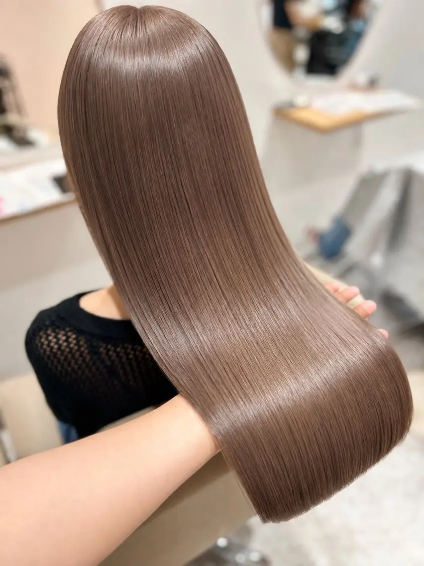セミロング カット ヘアカラー トリートメント レイヤーカット ✨️MOMOEのヘアスタイル