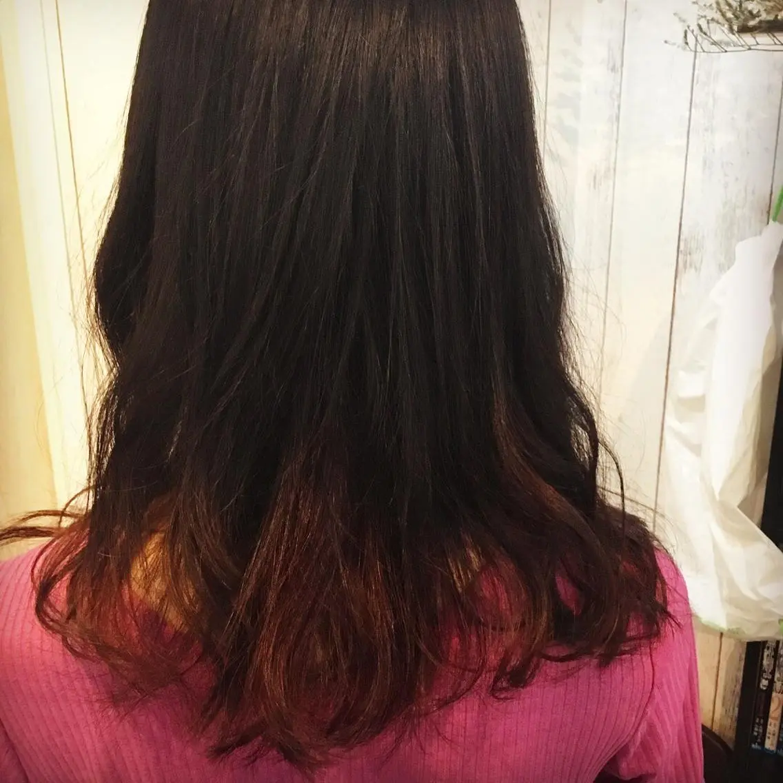 セミロング カラー embrace エンブレイスのヘアスタイル