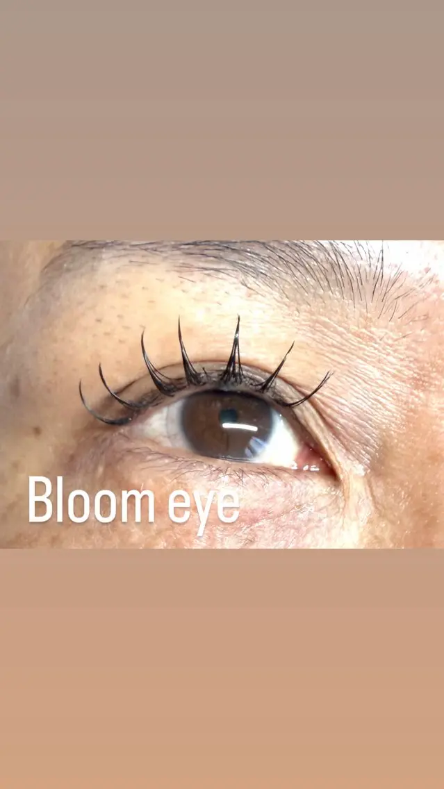 マツエク・マツパ フラットラッシュ Bloom eye 豊中 北緑丘の眉毛・アイブロウイメージ
