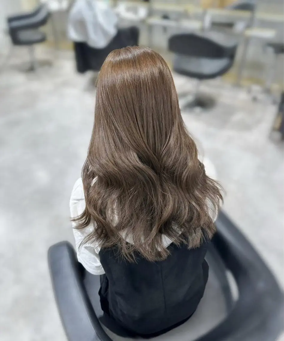 【♻️1ヶ月以内にブリーチした方限定】💗艶髪メンテカラー+システムトリートメント+コテ巻スタイリングの写真