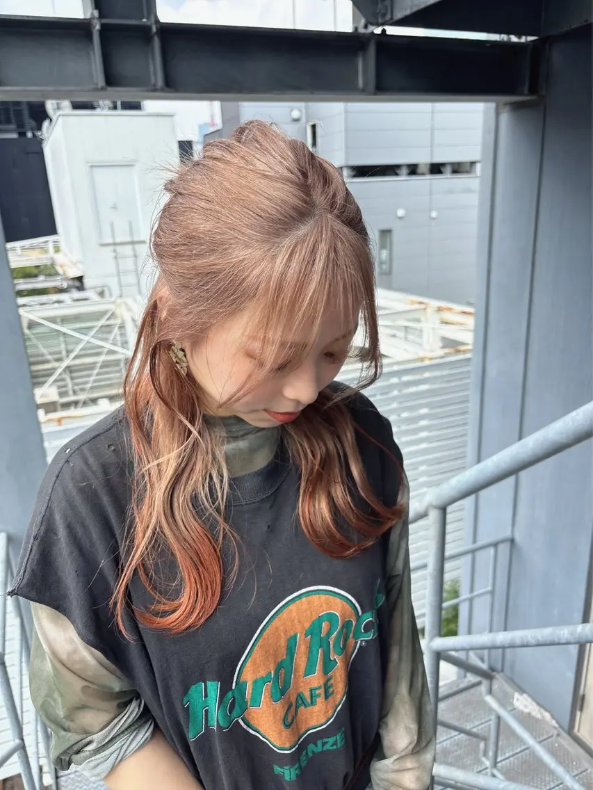 ロング カラー 狐カラー ハイトーンカラー レイヤーカット 似合わせカット‪// 鶴我万唯華のヘアスタイル