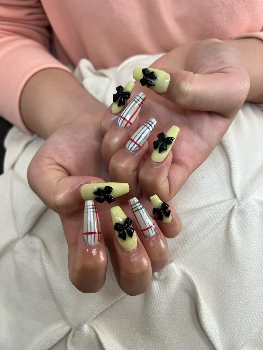 ネイル ハンドネイル nail.salon .Reversalのネイルデザイン