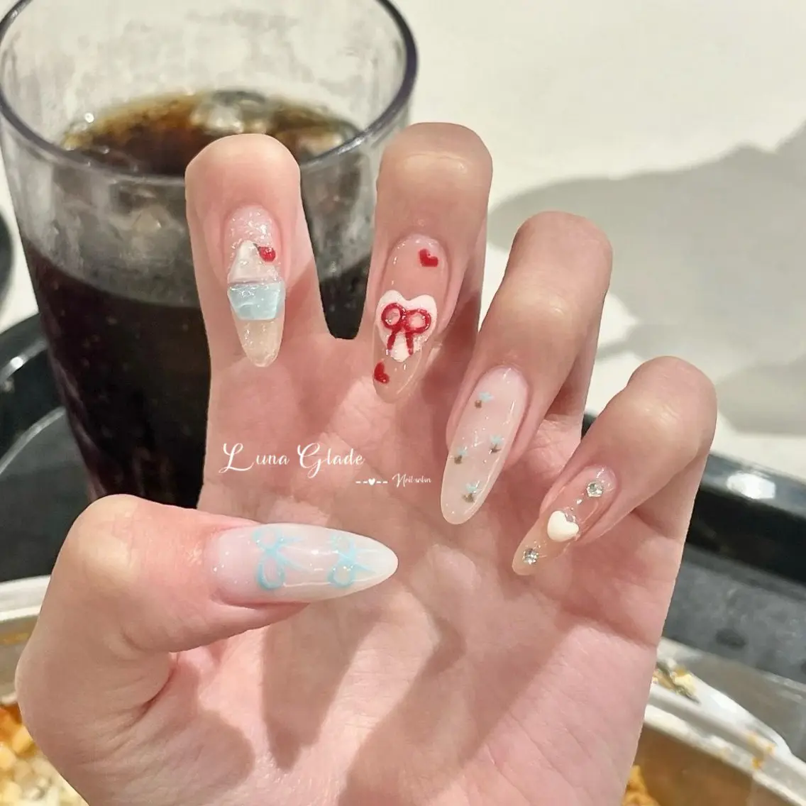 ネイル ハンドネイル Luna Gladeのネイルデザイン