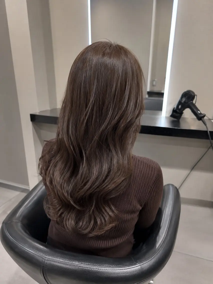ミディアム カラー ブラウンカラー トリートメント 🌈ウルトワ水素 髪質改善naru🌈のヘアスタイル