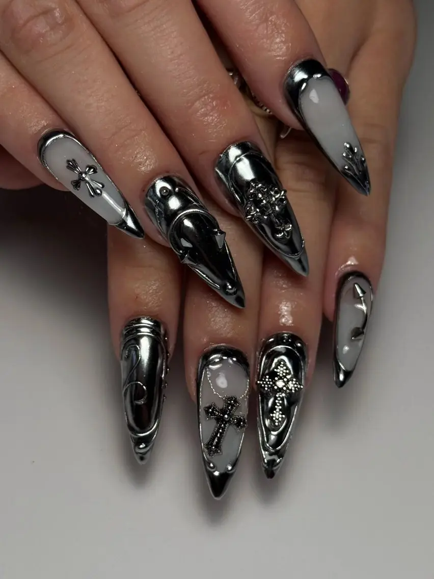 ネイル ガーリー キラキラネイル 韓国ネイル ロングネイル シンプルネイル ハンドネイル Genie Mika Nailsのネイルデザイン