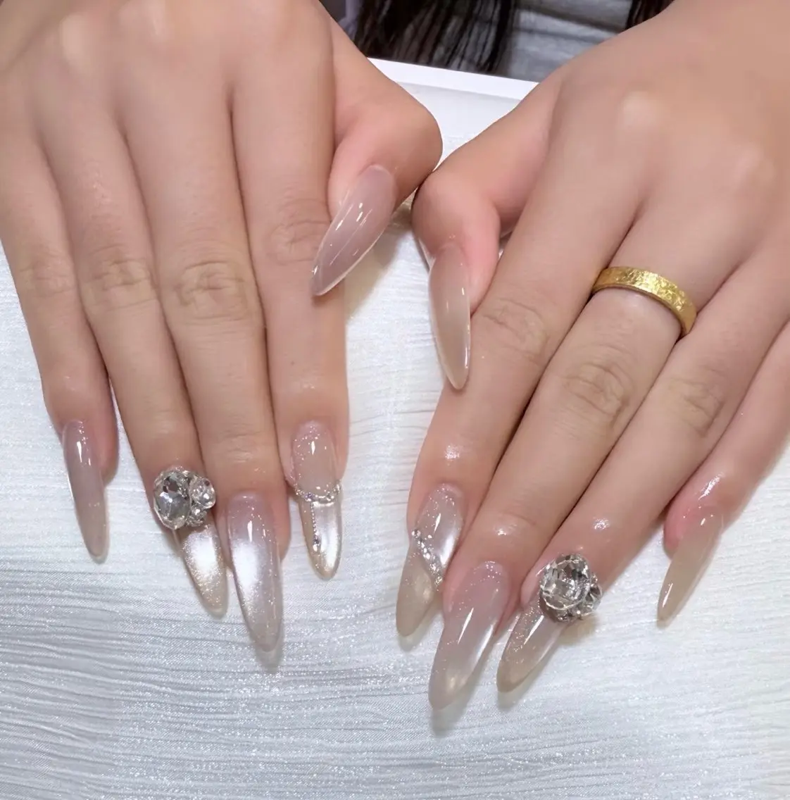 ネイル フレンチネイル ガラスフレンチ キラキラネイル 韓国ネイル ロングネイル ハンドネイル star nail salonのネイルデザイン