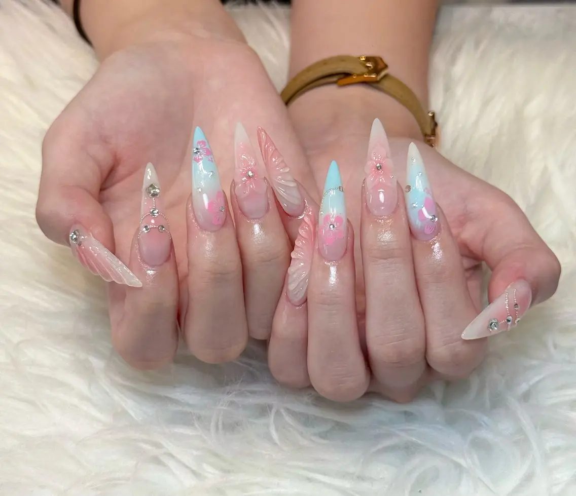 ネイル クリアネイル ドット フラッシュネイル フレンチネイル マグネットネイル ハンドネイル ハンドケア Aria Nail Beautyのネイルデザイン