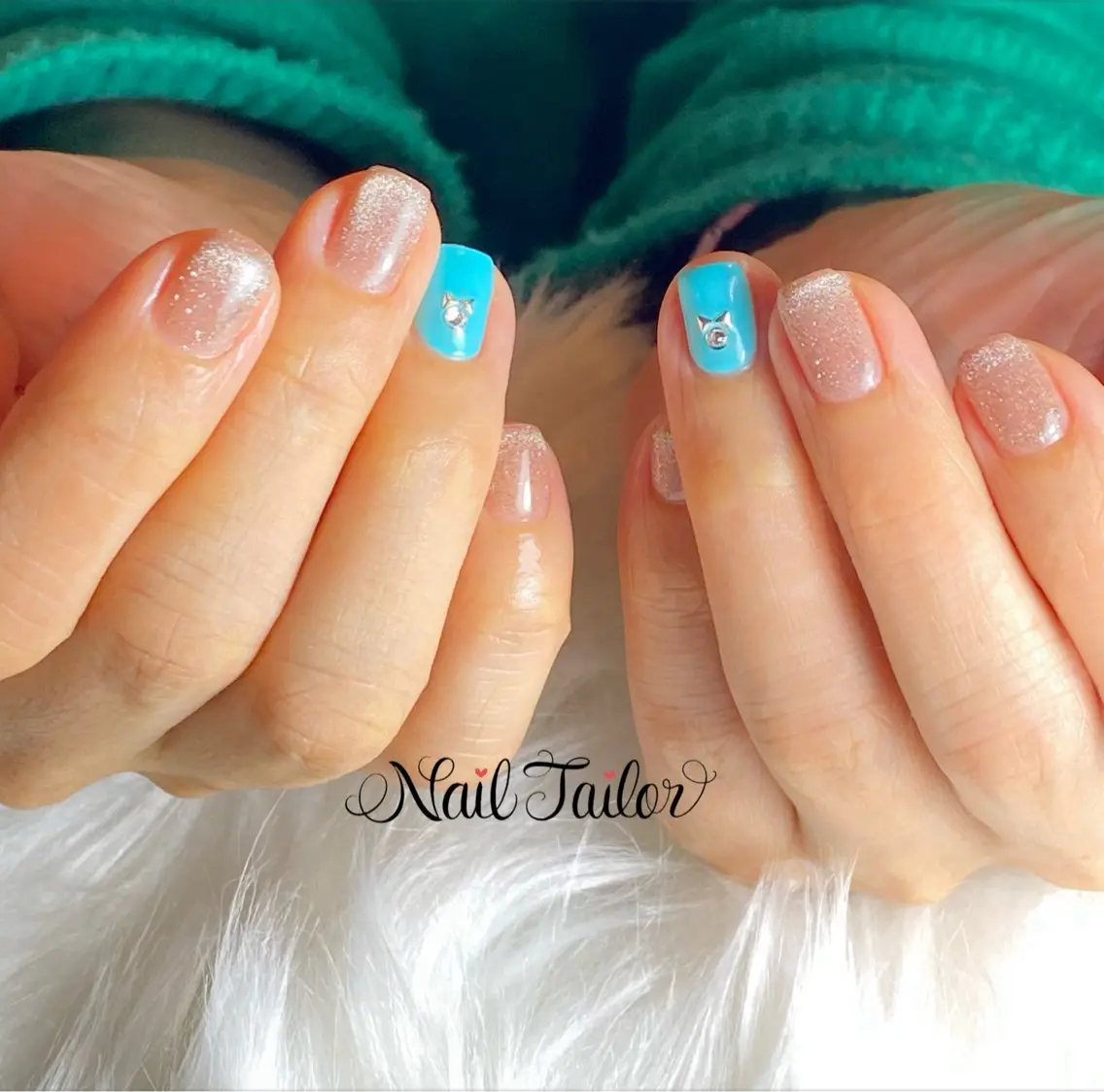 ネイル ブルー マグネットネイル ショートネイル スクエアネイル ハンドネイル NailTailor ネイルテイラーのネイルデザイン