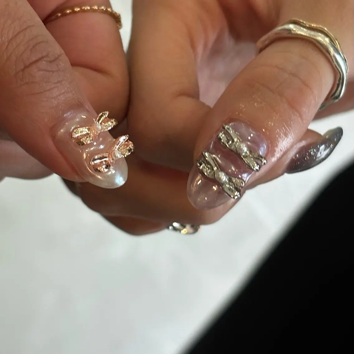 ネイル おそろいネイル リボン charme nailのネイルデザイン