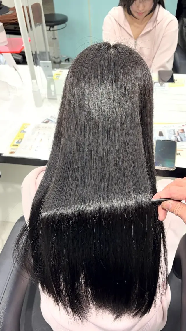 ロング 縮毛矯正 シルバーグレージュ ハイトーン/あすまのヘアスタイル