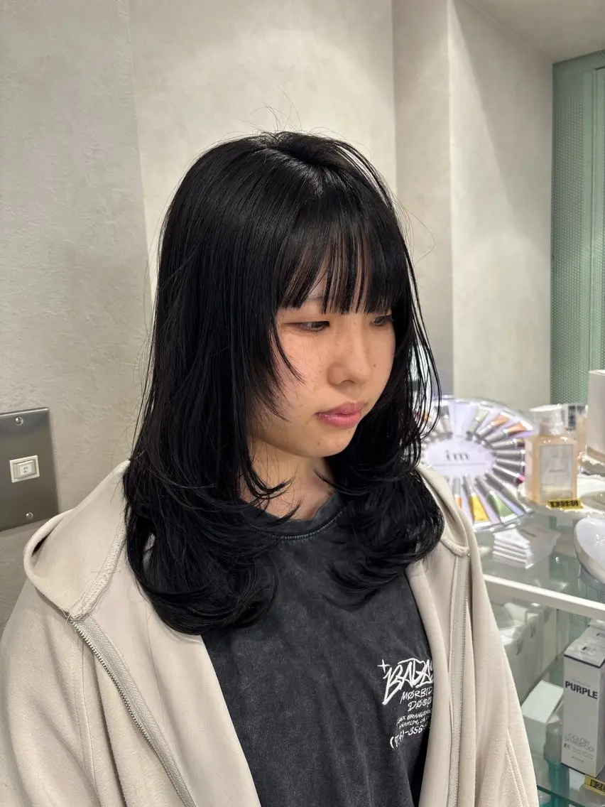 セミロング ハッシュカット ハイレイヤー 韓国風ヘア レイヤーカット カット Yuta✂︎ 韓国レイヤー🪽のヘアスタイル