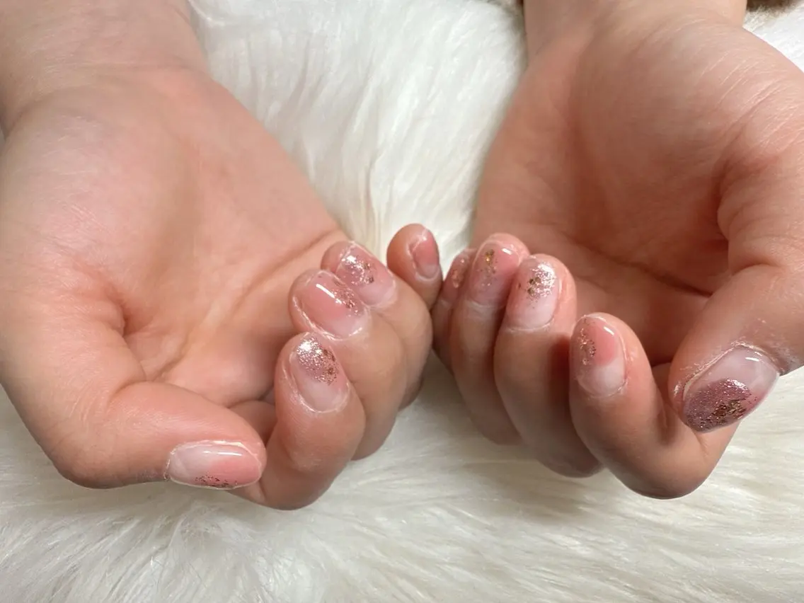 ネイル Amoureuse Satomiのネイルデザイン