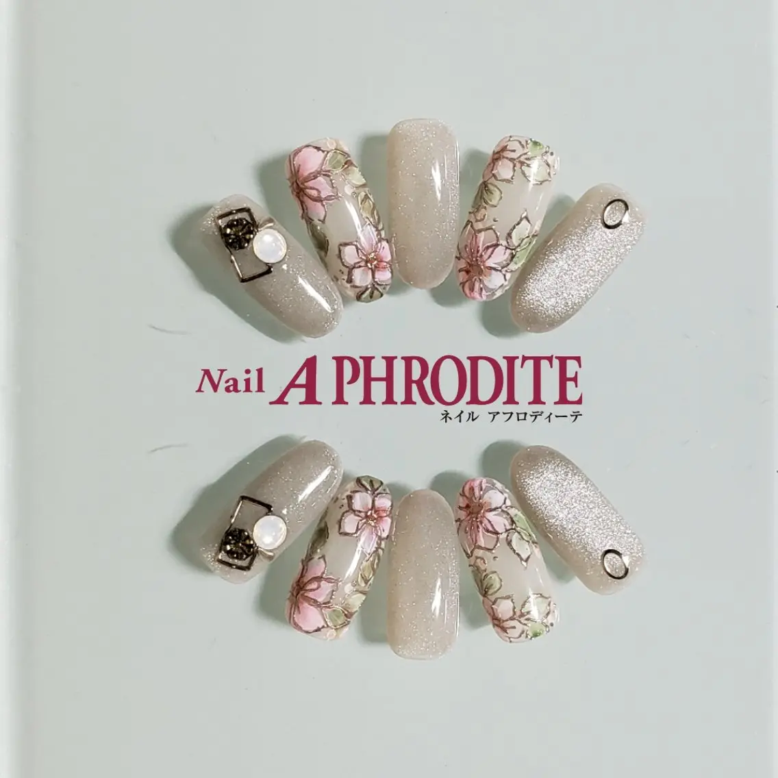 ネイル ジェルネイル ニュアンスネイル スカルプネイル ソフトジェル ネイルチップ ハンドネイル Nail Aphroditeのネイルデザイン