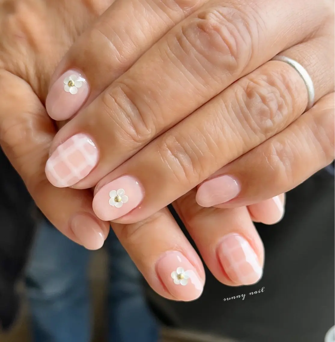 ネイル フラワーネイル ジェルネイル パラジェル ピンク 春ネイル sunny nailのネイルデザイン