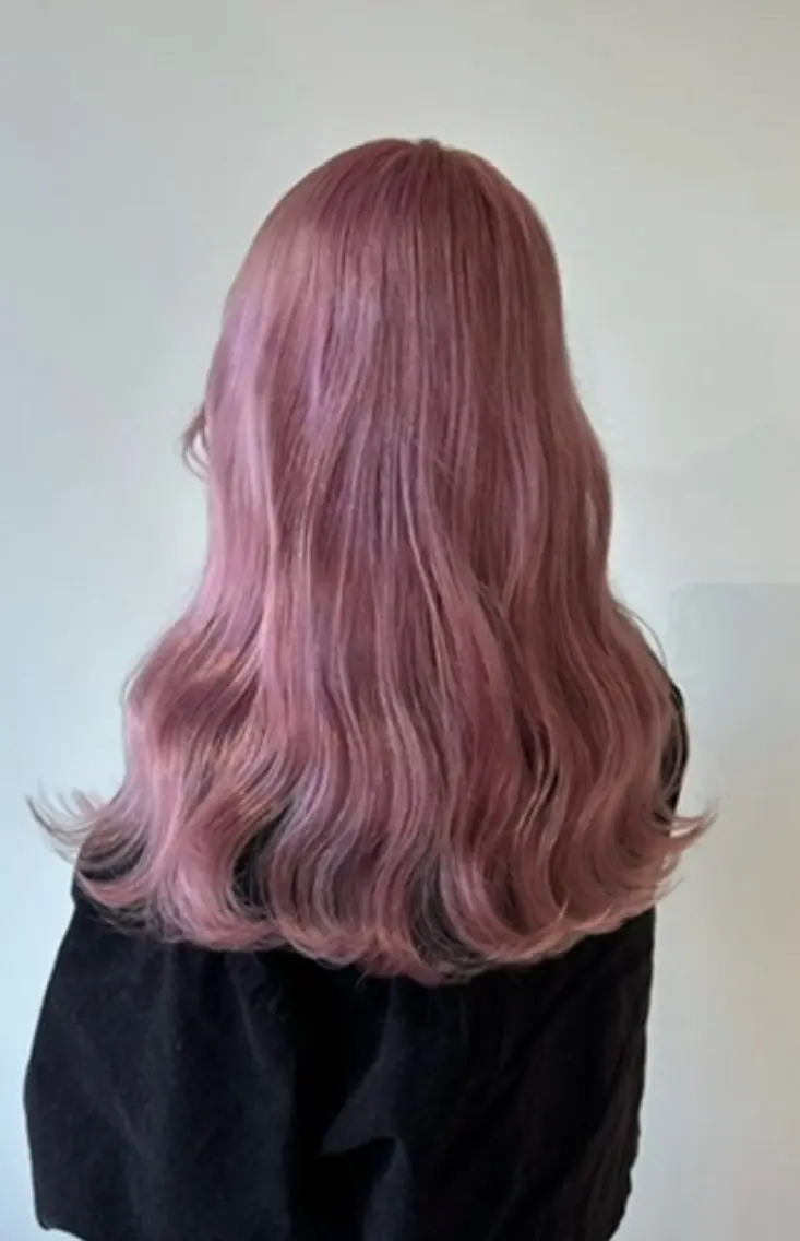 カラー ピンクカラー ニトウ レイナのヘアスタイル